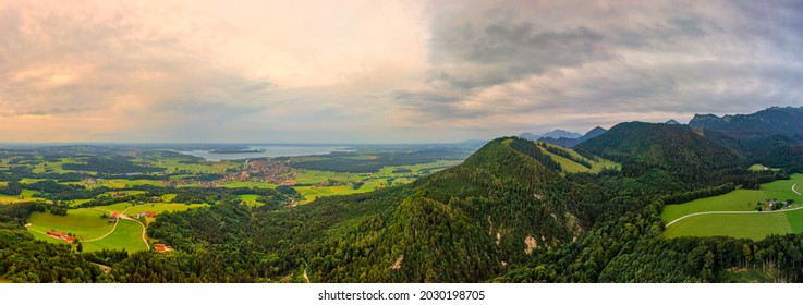 Wonderful natural light at the sunset over the bavarian lake Chiemsee, a popular vacation and tourism hotspot in southern germany.