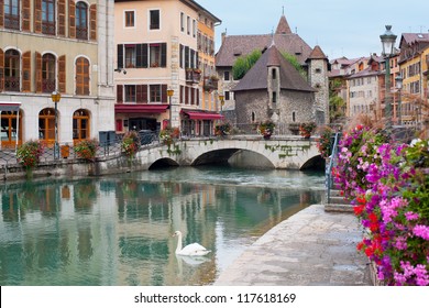 Wonderful view of Annecy and Palais de l'Isle in september.