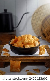 Wonton chips are a typical Indonesian snack that has a savory and crunchy taste when bitten.