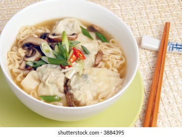 Wonton Noodle Soup