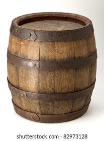 Wood Barrel With Steel  Ring