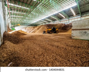 Wood Chipper Was Kept In Biomass Power Plant By Apply To Fuel Of Burner.