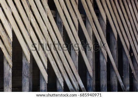 wood plank in a diagonal pattern