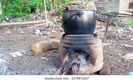1,123 Earth Stove Images, Stock Photos & Vectors | Shutterstock