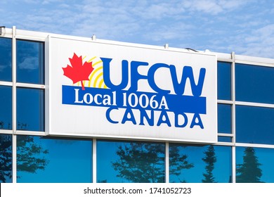 Woodbridge, Ontario, Canada - June 10, 2018: Sign Of UFCW Canada Local 1006A At Their Headquarters In Woodbridge; The United Food And Commercial Workers International Union (UFCW) Is A Labor Union. 