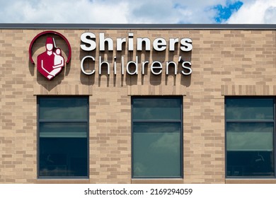 WOODBURY, MN, USA - JUNE 16, 2022: Shriners Hospitals For Children Facility And Trademark Logo.