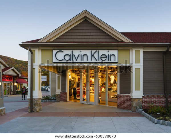 calvin klein factory outlet store