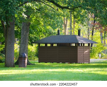 Wooded Cabin In Forest Preserves In Lake County Illinois 