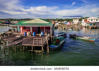 Wooden Boat Bridge Area Kampung Bugis Stock Photo (Edit Now) 1819257113