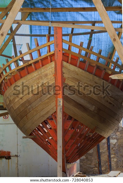 wood used in ship construction