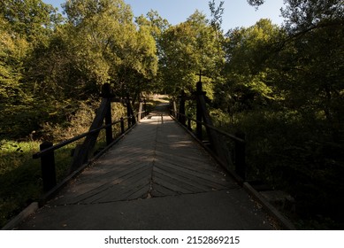 The wooden bridge is the oldest type in the history of bridge construction. From the tree trunks perched above a stream, the bridge has been perfected to the bridge on lattice poles or beams
