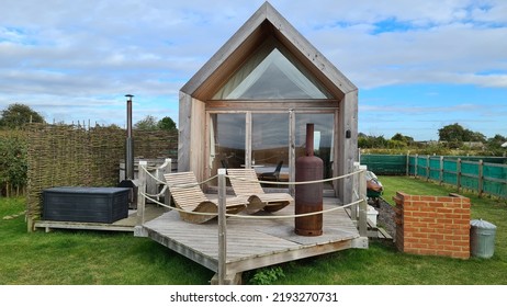 Wooden Cabin, With Fire Pit And Wood Fired Hot Tub