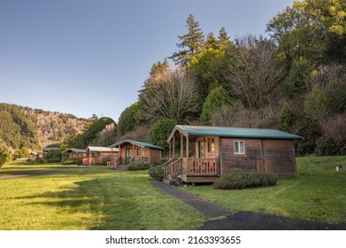 Wooden Cabins For Rent At A RV Park In Oregon. 