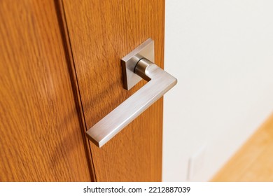 Wooden Door With Metal Knob