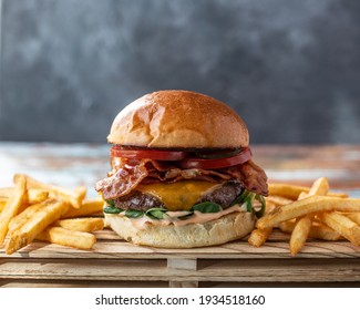 660,551 Burger Images, Stock Photos & Vectors | Shutterstock