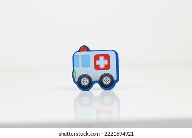 wooden pazels with vehicle motifs. educational pazels for kids. - Shutterstock ID 2221694921