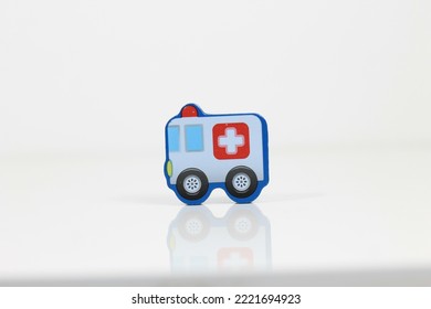 wooden pazels with vehicle motifs. educational pazels for kids. - Shutterstock ID 2221694923