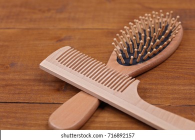 Wooden Scalp And Massage Brush And Hair Comb