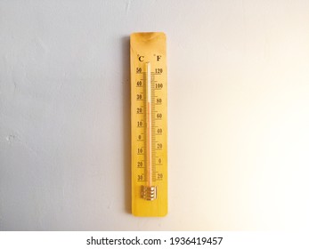 Wooden Termometer with natural light.