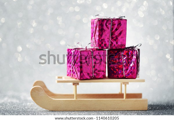 sleigh toy box
