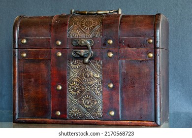 Wooden Vintage Jewelry Box, Closed, Right Side. Isolated On White Background