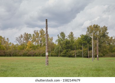 Woodhenge In Cahokia, Illinois, Was Created By The Mississippian Culture As An Ancient Method To Mark Solstices And Equinoxes.