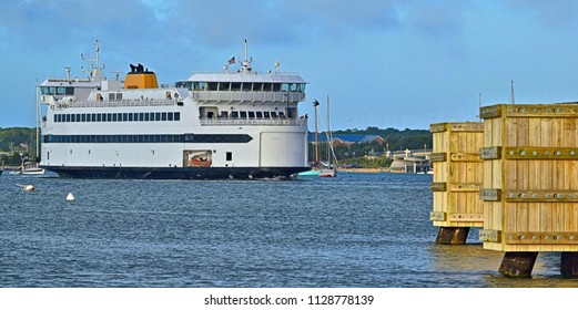 Woods Hole Martha's Vineyard Ferry 