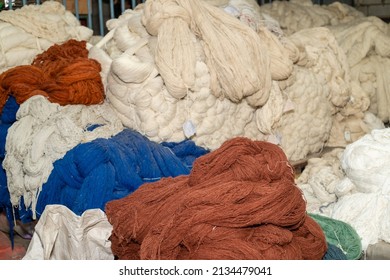 Wool Loom  In The Rug Making Process .