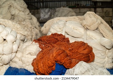 Wool Loom  In The Rug Making Process .