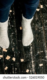 
wool socks on winter background t?mnomnoy