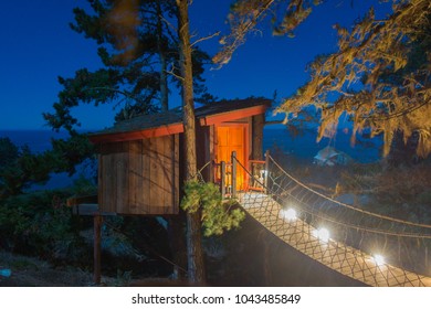 Woooden Tree House In Big Sur At Night