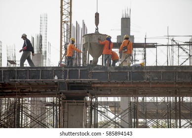 Work Safety Officer Civil Engineer Team Stock Photo 585894143 ...