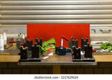 Workbench To Clean And Grease Military Weapons