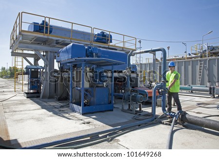worker by machine - inustry - cleaning line
