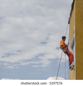 worker high up