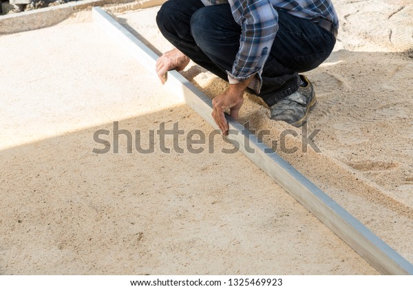 what sand for laying patio slabs