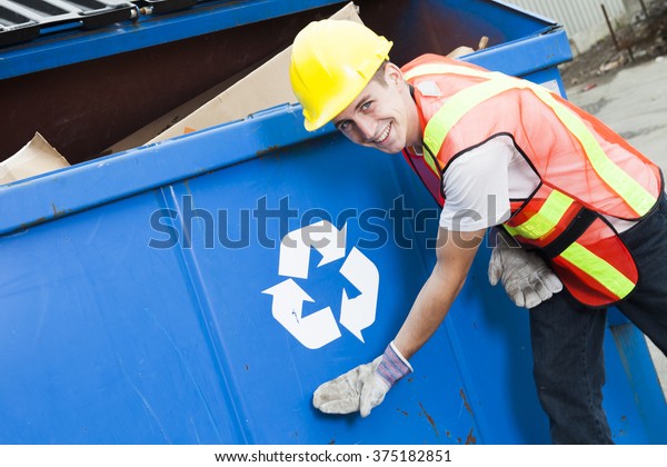 A worker who\
recycling thing on recycle\
center