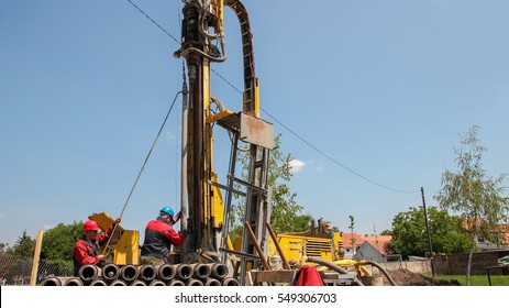 10,586 Water Drilling Machine Images, Stock Photos & Vectors | Shutterstock