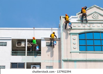 Building Painters Images, Stock Photos & Vectors | Shutterstock