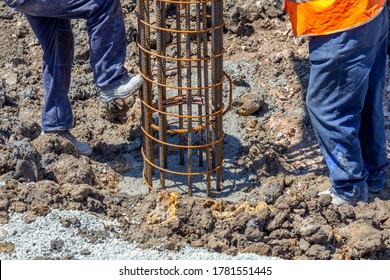 4,159 Piling Cage Images, Stock Photos & Vectors | Shutterstock