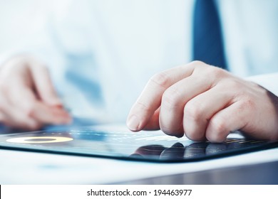 Working with Graphs in Tablet Computer