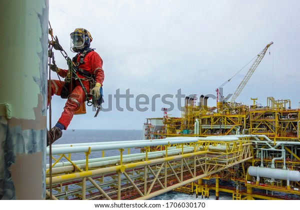 2,917 Abseiling Equipment Images, Stock Photos & Vectors | Shutterstock