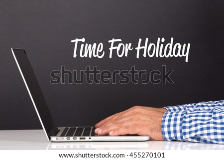 WORKING OFFICE COMMUNICATION PEOPLE USING COMPUTER TIME FOR HOLIDAY CONCEPT