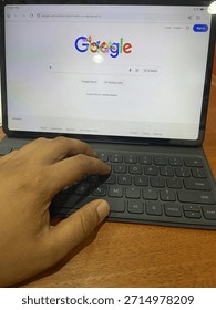 Working online with a tablet.