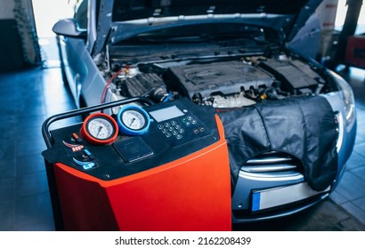 Working Of Servicing Car Air Conditioner In Vehicle Auto Service Or Repair Workshop