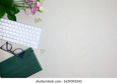 Working space flat lay mockup