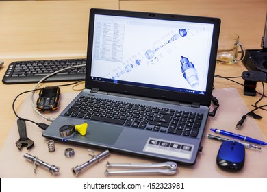 Workplace of the engineer service.
Shallow depth of field, exposure in manual mode on the gray card.