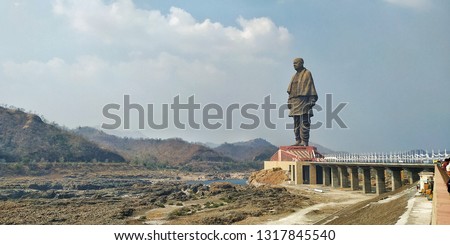 world biggest statue , statue of unity at Western part of india near bank of river the Narmada