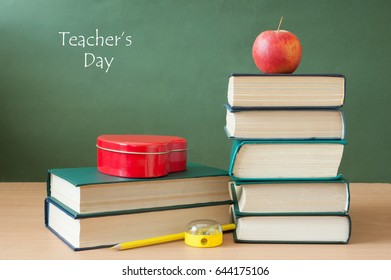 World Teachers Day Still Life Book Stock Photo 644175106 | Shutterstock