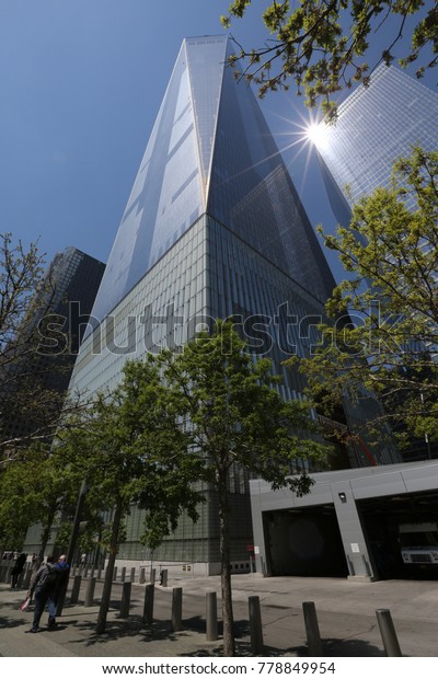 World Trade Center building. America, New York City
- May 11, 2017